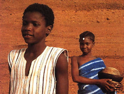 ../images/cine2010/yaaba.jpg